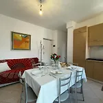 公寓 50 Metri Dal Mare Trilocale In Centro Con A/c 洛阿诺