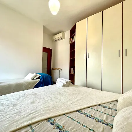 [50 Metri Dal Mare] Trilocale In Centro Con A/c *