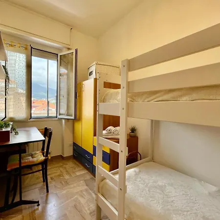 Appartamento [50 Metri Dal Mare] Trilocale In Centro Con A/c *