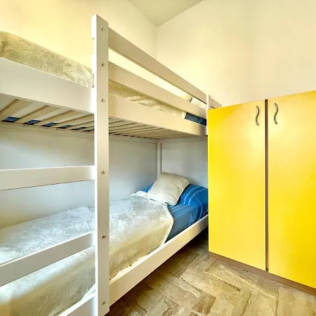 [50 Metri Dal Mare] Trilocale In Centro Con A/c * Loano