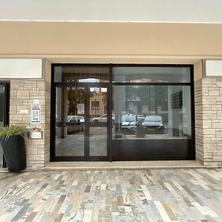 Appartamento [50 Metri Dal Mare] Trilocale In Centro Con A/c