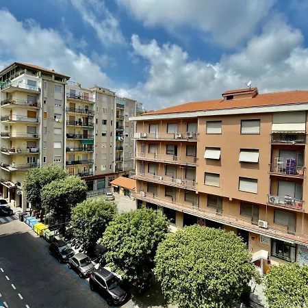 [50 Metri Dal Mare] Trilocale In Centro Con A/c *