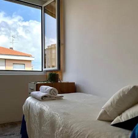 50 Metri Dal Mare Trilocale In Centro Con A/c Daire *